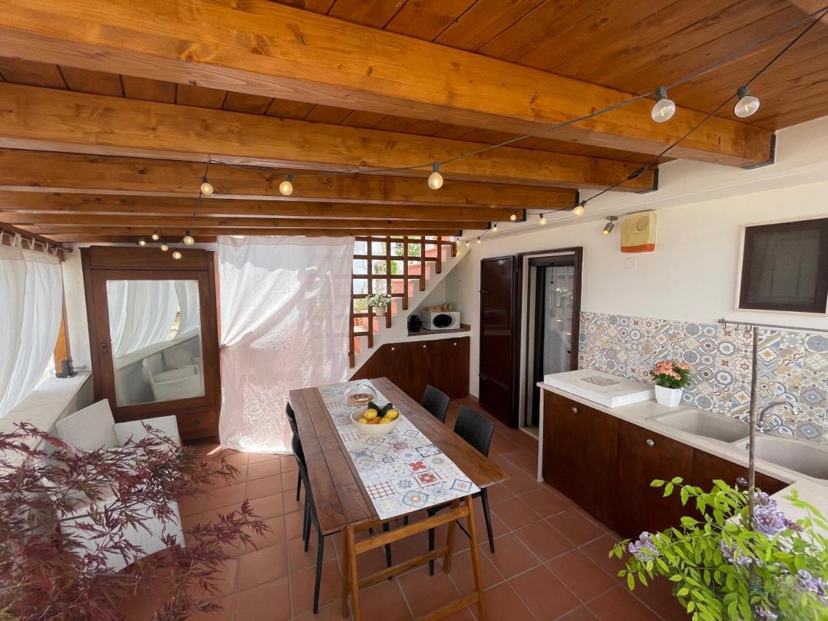 Dimora Bellini Apartment And Rooms Castellana Grotte Exterior photo